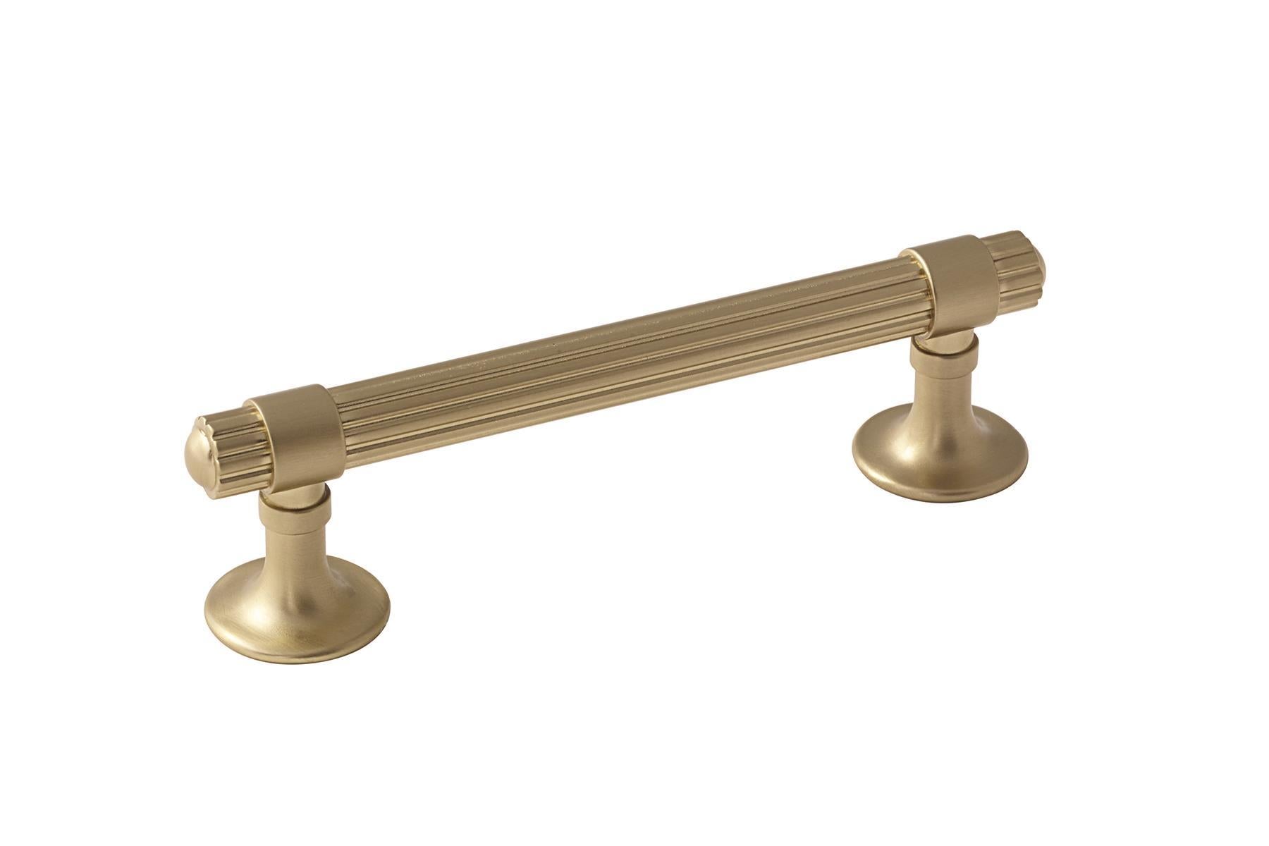 Sea Grass 3-3/4 inch (96mm) Center-to-Center Golden Champagne Cabinet Pull